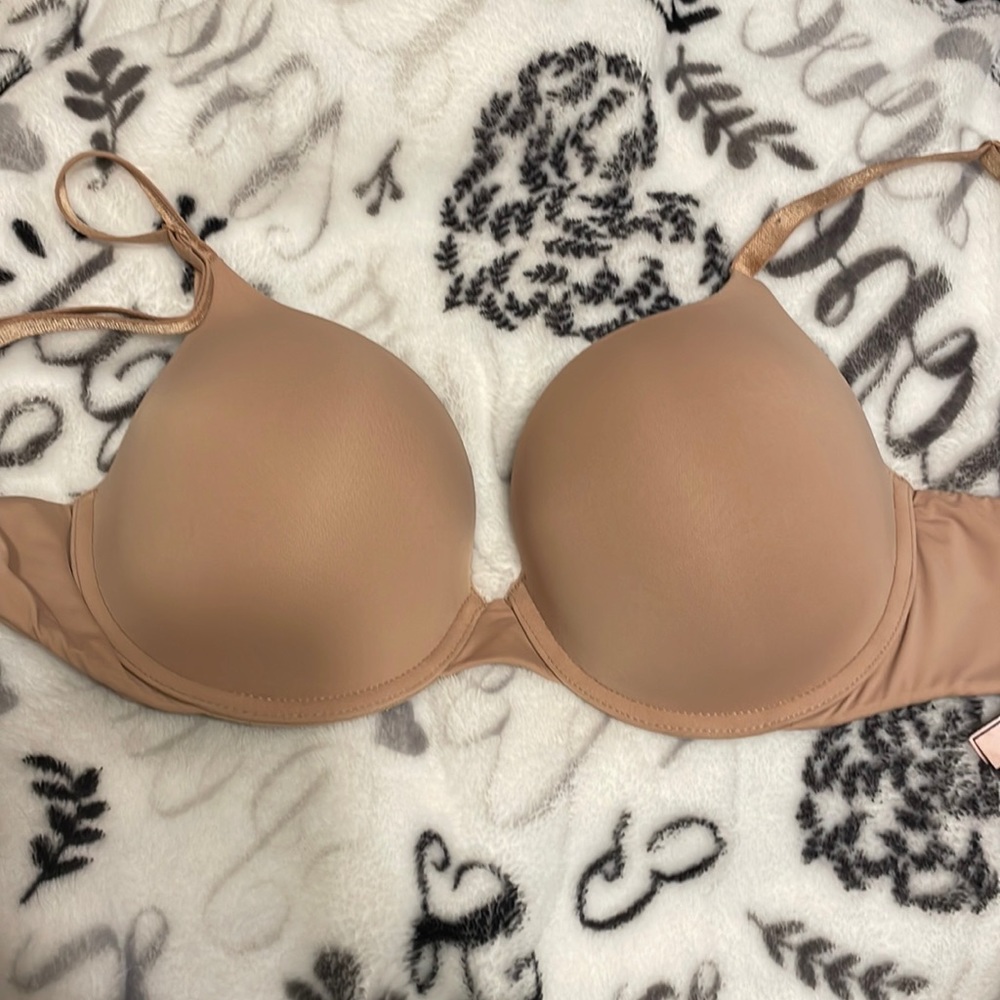 Victoria’s secret bra